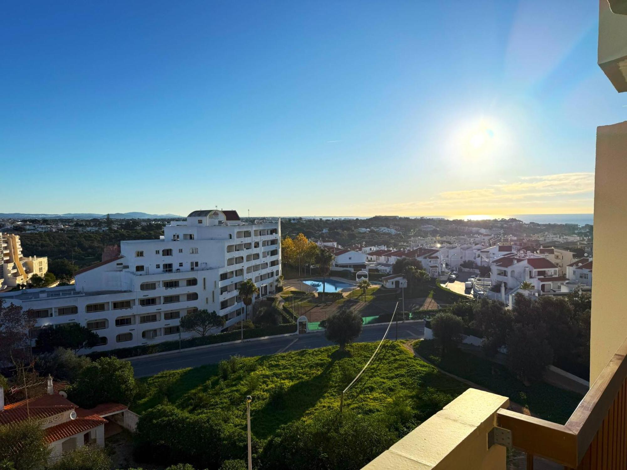 Luxe Condo With Pool, Airco And Seaview Balcony - Go4Portugal - อัลบูเฟรา ภายนอก รูปภาพ